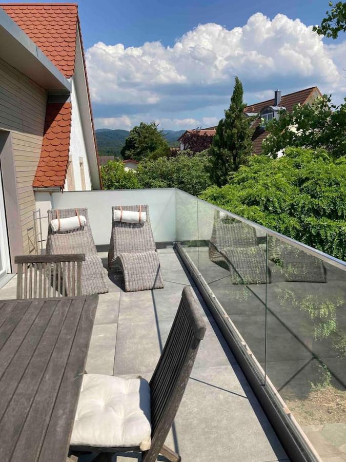 Neues Penthouse-Loft Mit Konuskarte Fuer Gratis Oepnv Apartamento Ehrenkirchen Exterior foto