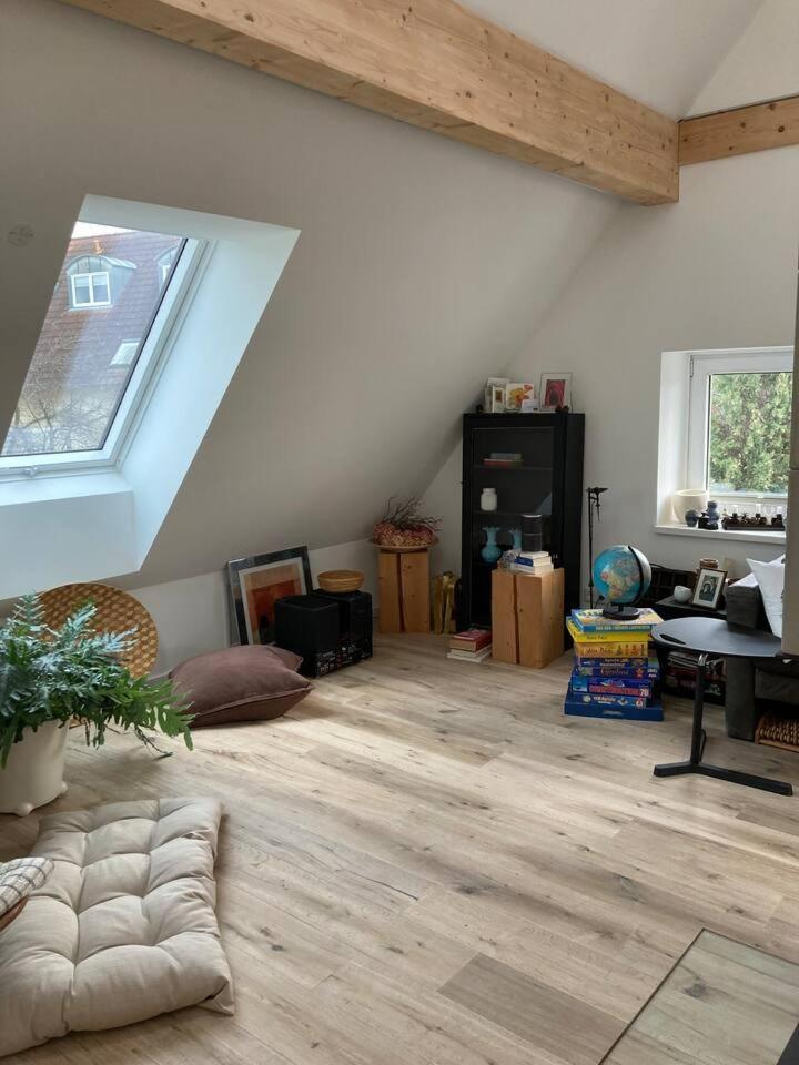 Neues Penthouse-Loft Mit Konuskarte Fuer Gratis Oepnv Apartamento Ehrenkirchen Exterior foto